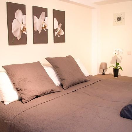 בריסל Archimede Guest House חדר תמונה