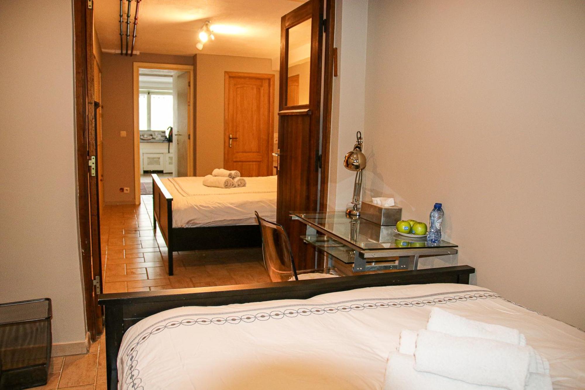 בריסל Archimede Guest House מראה חיצוני תמונה