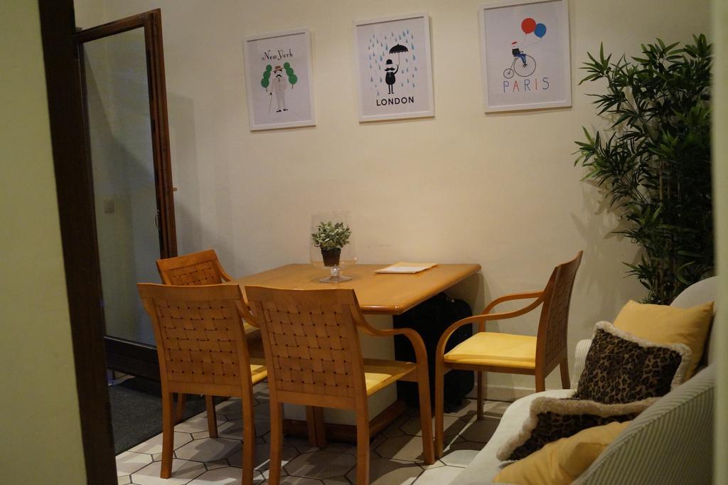 בריסל Archimede Guest House חדר תמונה